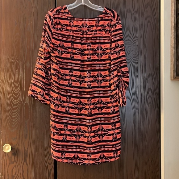Rue 21 bright orange and black Aztec print tunic/ dress. Size Large - Picture 6 of 8